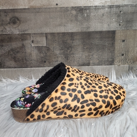 New Johnny Was Cheetah Print Calf Hair Mules 7 - Picture 3 of 13